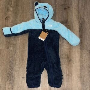 The North Face Kids Light Blue and Navy One Piece Baby Bear size 6-12 months